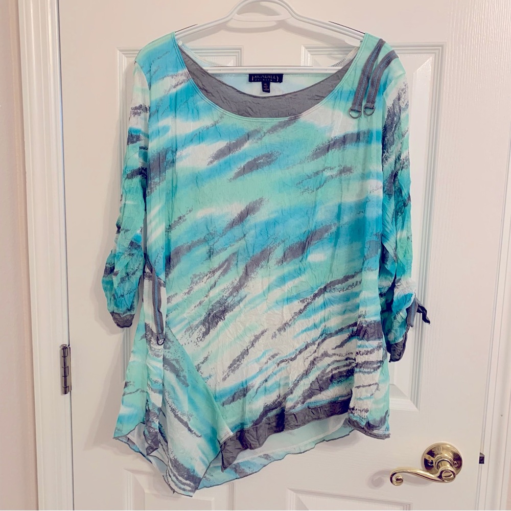 Picadilly Fashions Women’s Blouse